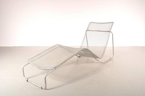 Image 1 of 1997s "Ruffian" Chaise Longue van Niall O'Flynn voor 't Spectrum, Nederland