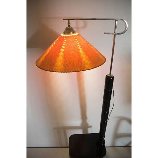 Vintage Art Deco vloerlamp van hout en perkamentpapier, 1920