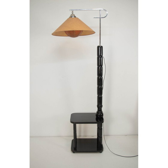 Image 1 of Vintage Art Deco vloerlamp van hout en perkamentpapier, 1920