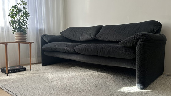 Image 1 of Cassina Maralunga 2,5 Seater Bicolore Black