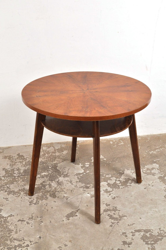 Image 1 of Vintage Sidetable In Walnotenhout En Lectuurplank