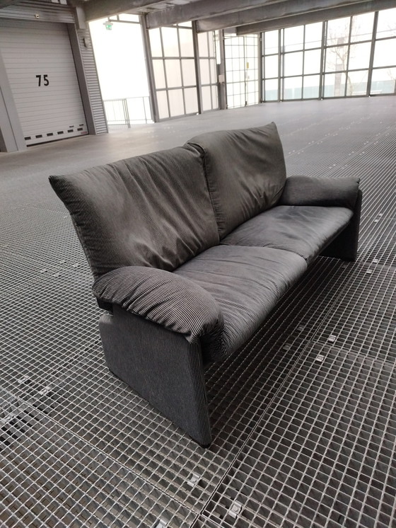 Image 1 of Cassina Palmaria 2 Zits Bank In Originele Duo Color Stof