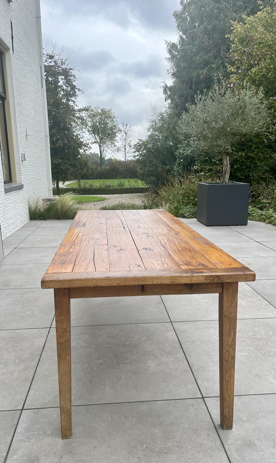 Image 1 of Massief eikenhouten tafel