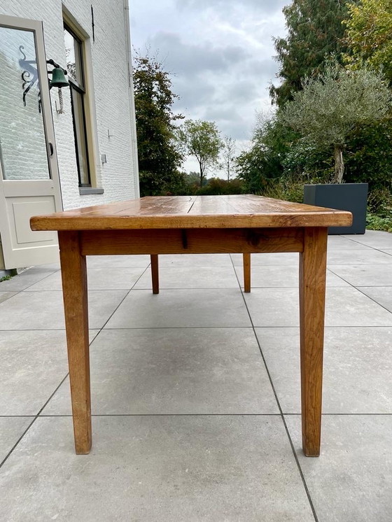 Image 1 of Massief eikenhouten tafel