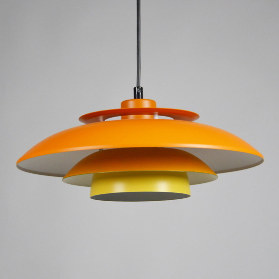 Image 1 of Belux Zwitserlandoranje hanglamp van Jaren 80