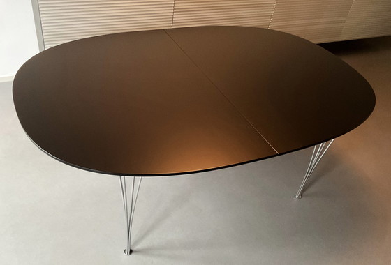 Image 1 of Fritz Hansen uitschuiftafel max 3 meter lang