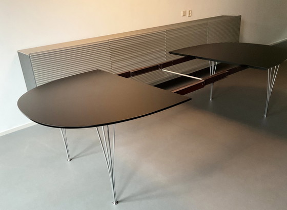 Image 1 of Fritz Hansen uitschuiftafel max 3 meter lang