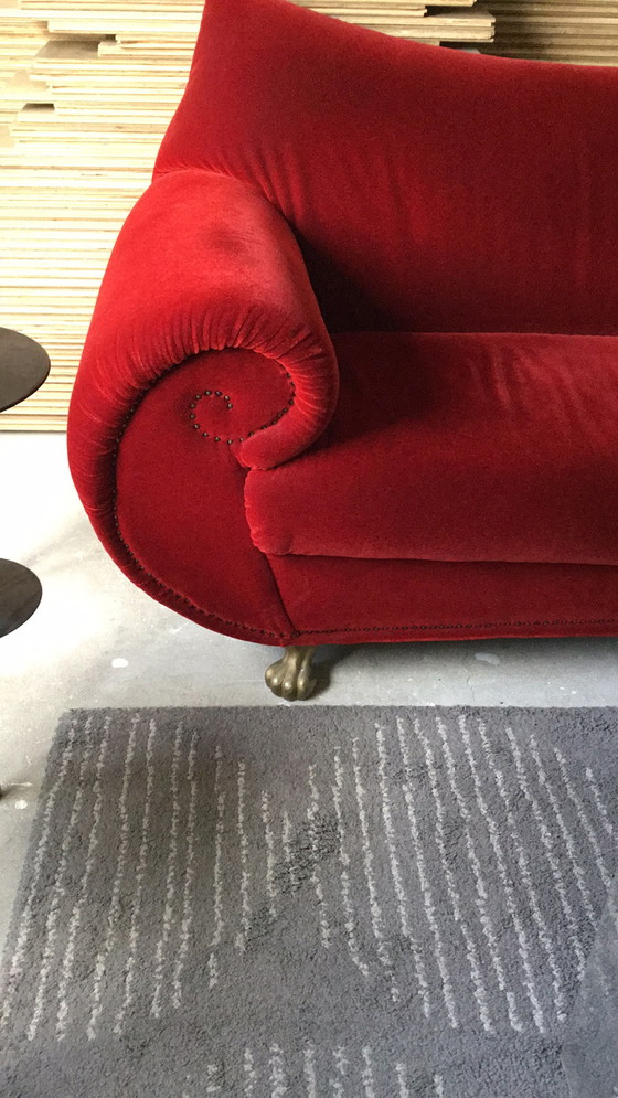 Image 1 of Design Donkerrode velours sofa