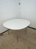 Fritz Hansen 'super elliptical' tafel