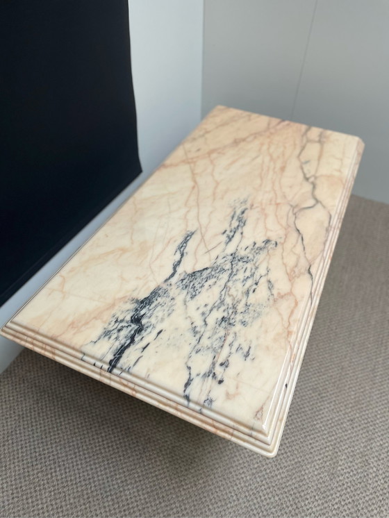 Image 1 of Vintage Italiaans roze marmer tafel