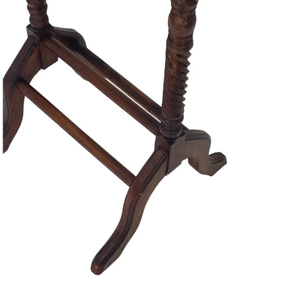 Image 1 of Dressboy / Valet Stand - Made in England - Twee lades en gedraaid houten frame