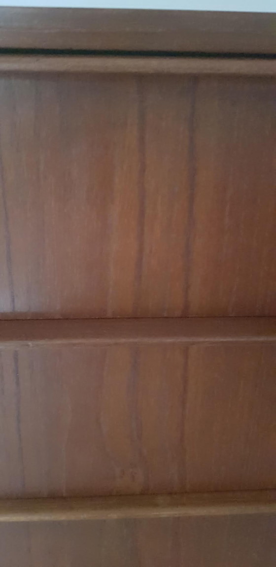 Image 1 of Deense teakhout ladekast