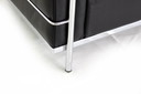 Cassina LC2 Le corbusier fauteuil, lounge stoel in zwart leer en verchroomd frame
