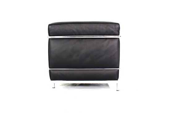 Image 1 of Cassina LC2 Le corbusier fauteuil, lounge stoel in zwart leer en verchroomd frame