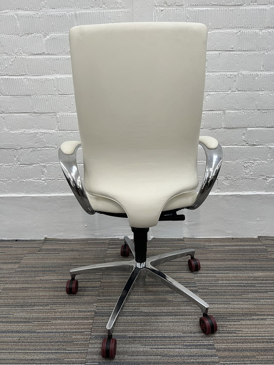 Image 1 of Dauphin In Touch 5440 Executive chair