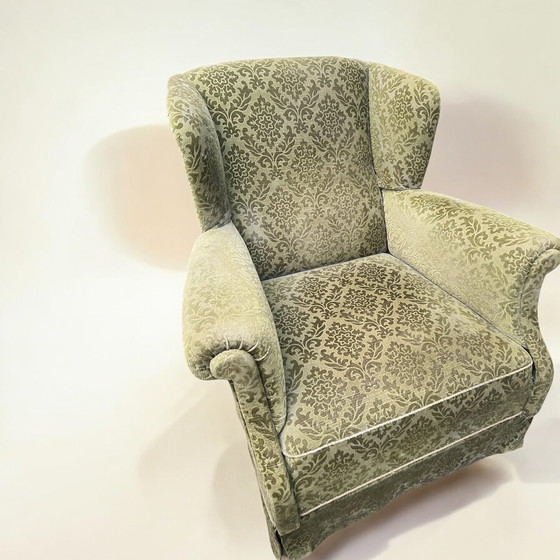 Image 1 of Deense vintage relaxfauteuil / vleugelstoel in de stijl van Ilmari Lappalainen, gemaakt van groen fluweel, ca. 1950