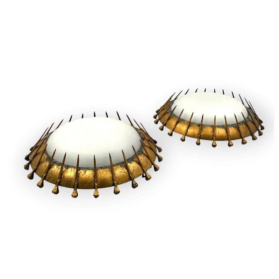 Image 1 of Paar vintage wandlampen in verguld metaal en opaline glas, Frankrijk 1960