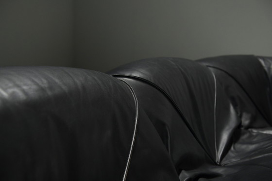 Image 1 of Prachtige Patate modulaire sofa in origineel zwart leer voor Airborne - Frankrijk