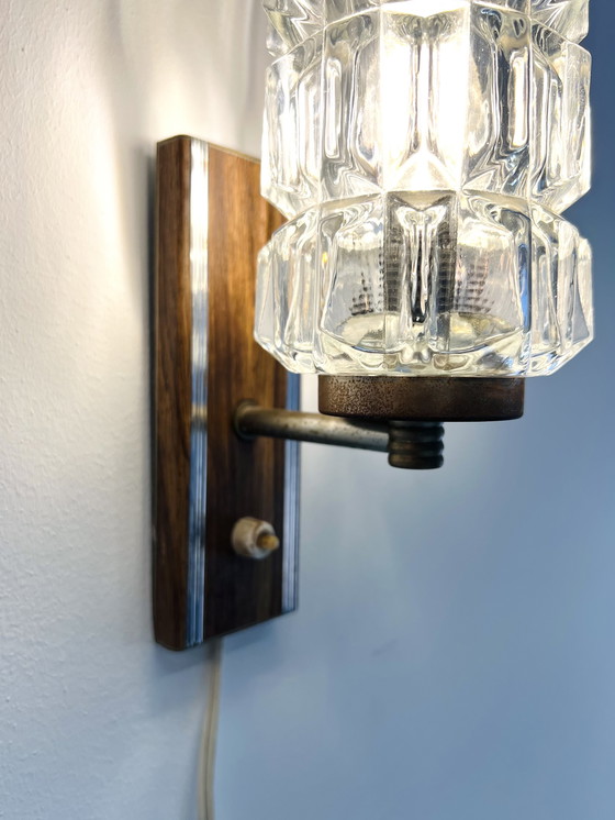 Image 1 of 2x Vintage kristal & teak wandlamp