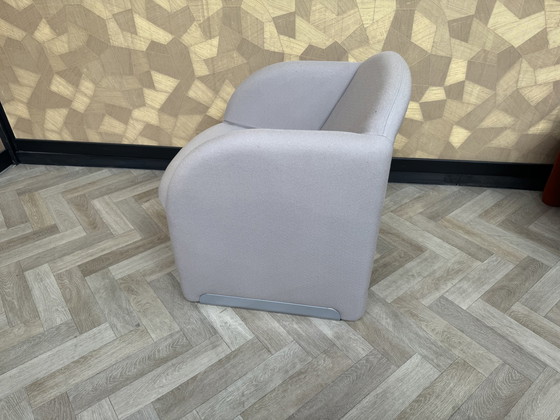 Image 1 of Artifort Ben chair