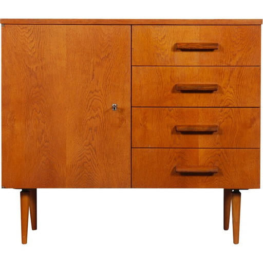 Vintage eikenhouten commode met 4 laden voor Up Zavody, Tsjecho-Slowakije 1960