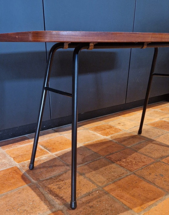 Image 1 of Mid-Century Dutch Design Salontafel Ontworpen Door Gijs Van Der Sluis 