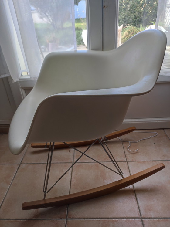 Image 1 of Vitra Y18 Schommelstoel