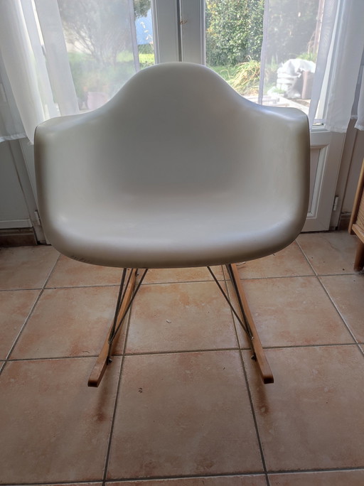 Vitra Y18 Schommelstoel