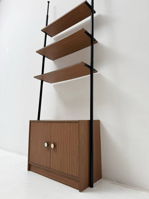 Mid Century walnoten wandplank, 1960