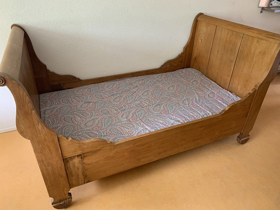 Image 1 of Vintage eikenhouten bed + op maat gemaakt matras