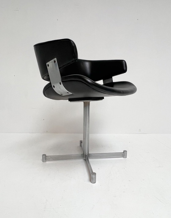 Image 1 of Zwartlederen Artifort Fauteuil, 1970'S