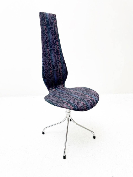 Image 1 of Moderne Mid Century eetkamerstoelen in paars, blauw & roze van Theo Häberli, Zwitserland, jaren 1960, 5e set