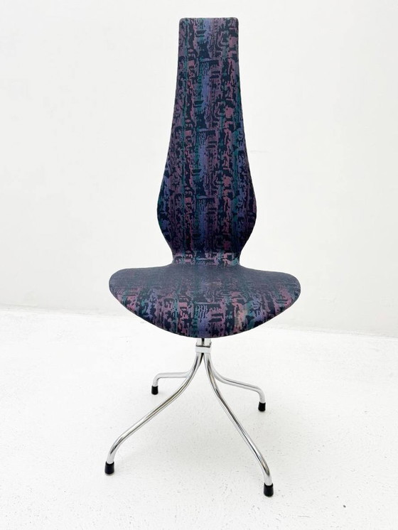 Image 1 of Moderne Mid Century eetkamerstoelen in paars, blauw & roze van Theo Häberli, Zwitserland, jaren 1960, 5e set