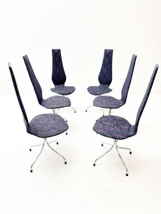 Image 1 of Moderne Mid Century eetkamerstoelen in paars, blauw & roze van Theo Häberli, Zwitserland, jaren 1960, 5e set