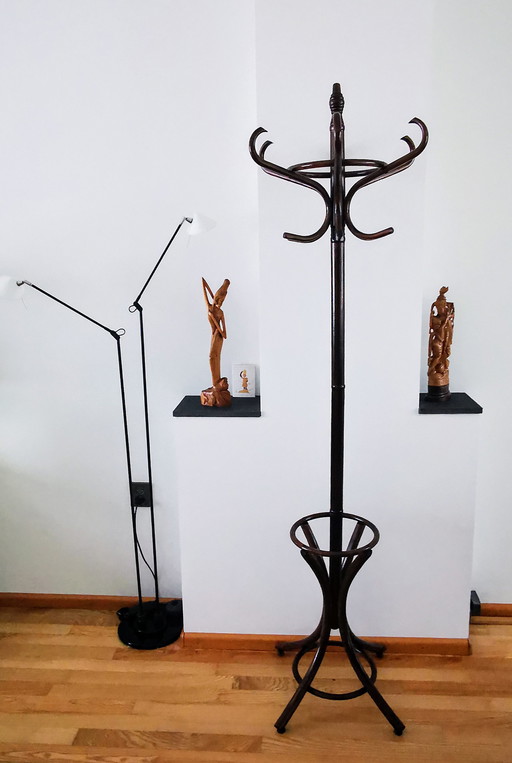 Kapstok In Thonet-Stijl. Jaren 70, Bruin. Hout