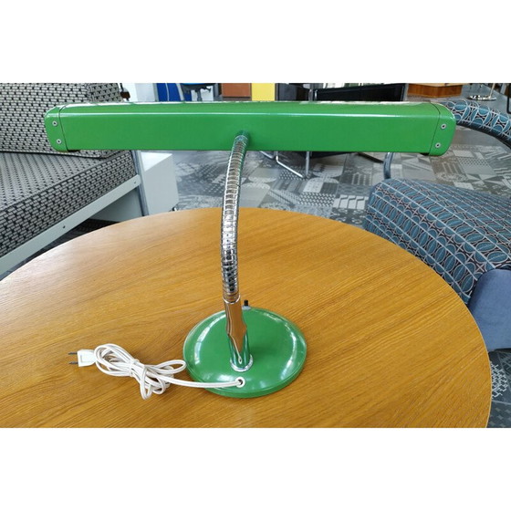 Image 1 of Vintage "Keystone" lamp met groene zwanenhals, VS 1950