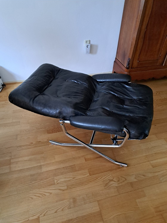 Image 1 of Vintage Zwarte Leren Loungefauteuil