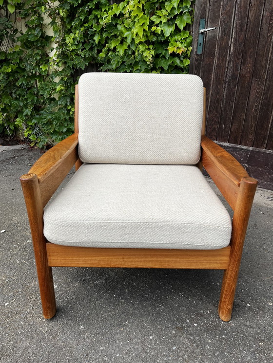 Image 1 of dyrlund fauteuil teak