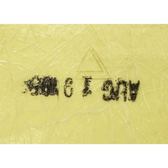 Image 1 of Lemon Yellow vintage schommelstoel van Charles en Ray Eames voor Herman Miller, 1970