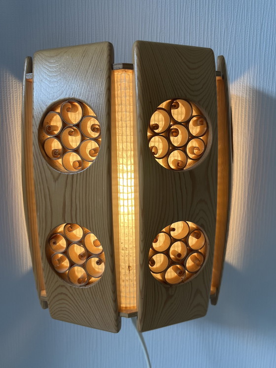 Image 1 of Vintage Wandlamp Dennenhout Zweden