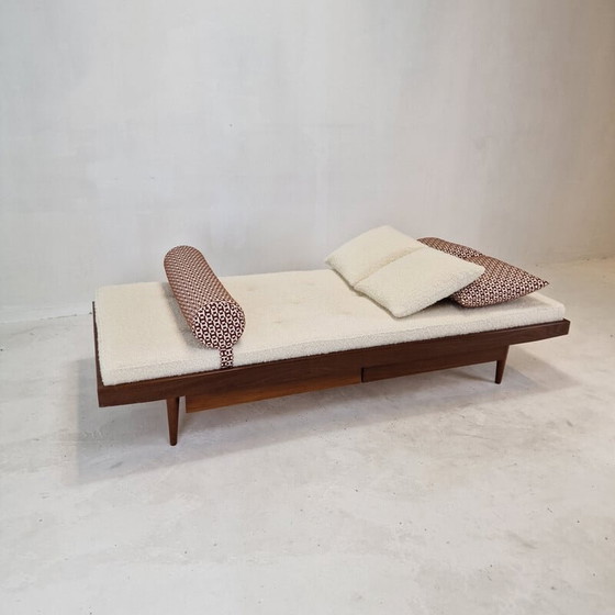 Image 1 of Vintage teakhouten daybed met Hermes kussens en bolster, Nederland 1960