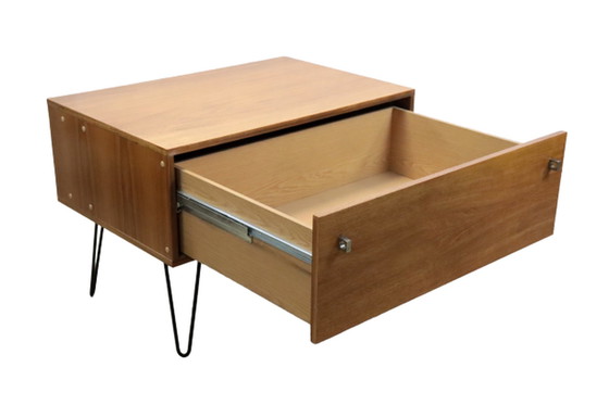 Image 1 of Vintage Ladenkast op hairpinpoten