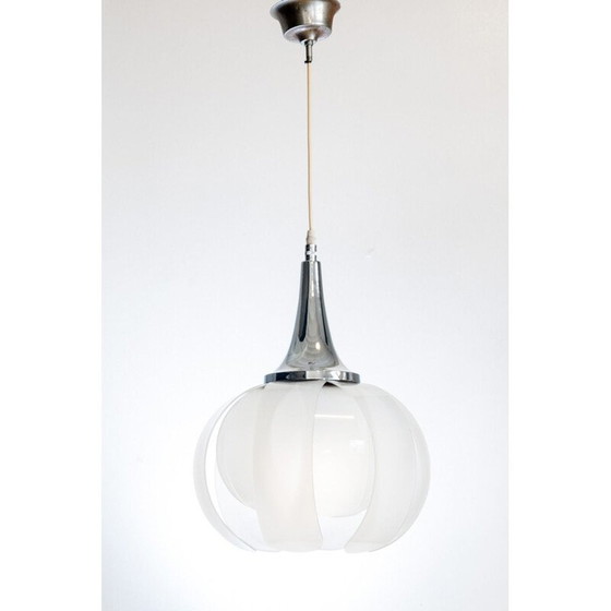 Image 1 of Vintage plafondlamp in methacrylaat en verchroomd metaal. Spanje, 1970