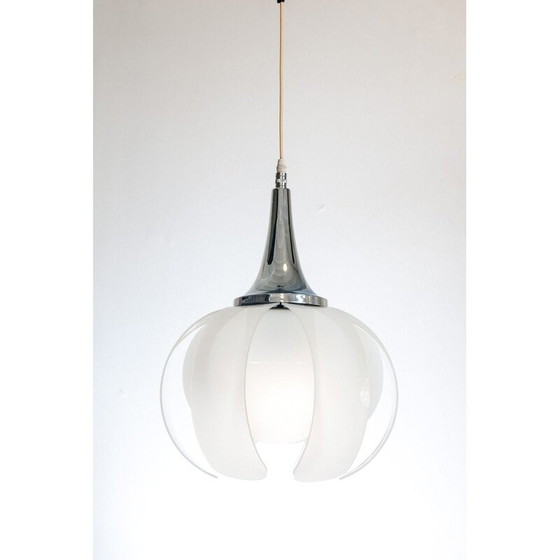 Image 1 of Vintage plafondlamp in methacrylaat en verchroomd metaal. Spanje, 1970