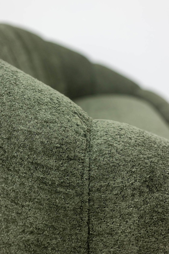 Image 1 of Bouclettes stoffen sofa. Eigentijds werk.