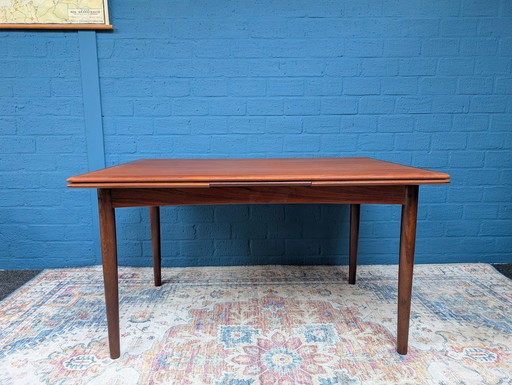 Vintage Uitschuifbare Eettafel Uit De Jaren '60, Deens Design Van Rogenstrup Møbelfabrik