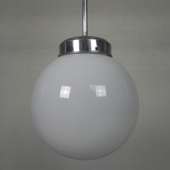 Image 1 of Art Deco Hanglamp Met Witte Bol, Jaren 30