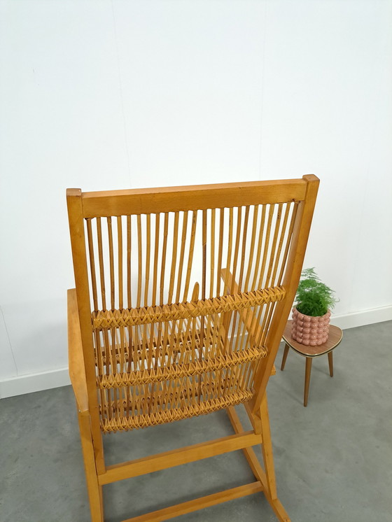 Image 1 of Design Hellerau Rotan Schommelstoel