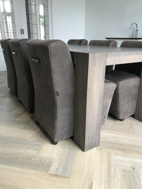 Image 1 of Quint Eettafel En 6 Mountain-Vinsion Stoelen