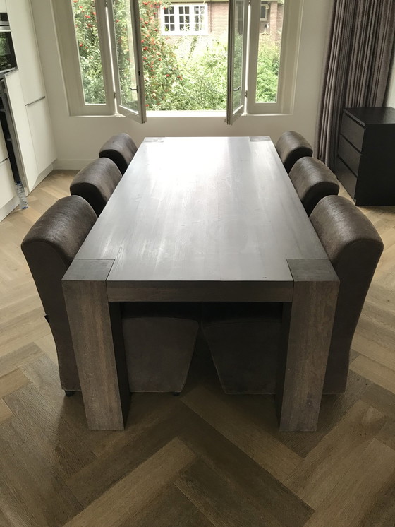 Image 1 of Quint Eettafel En 6 Mountain-Vinsion Stoelen